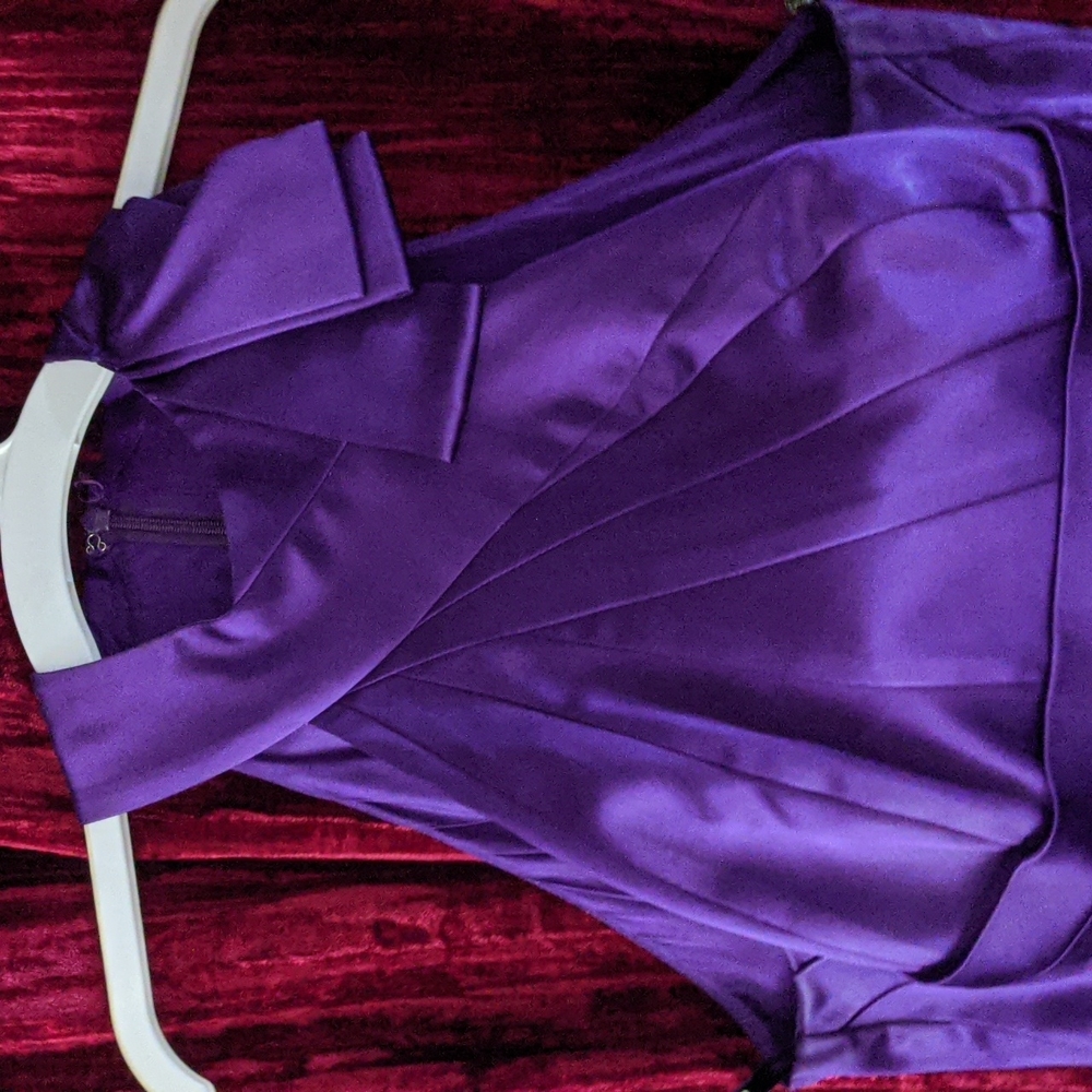 Satin Karen Miller dress